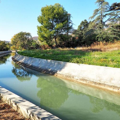 Canal de Marseille
Principale source d'approvisionnement en eau potable de la ville de Marseille, le Canal en en service depuis 1849.